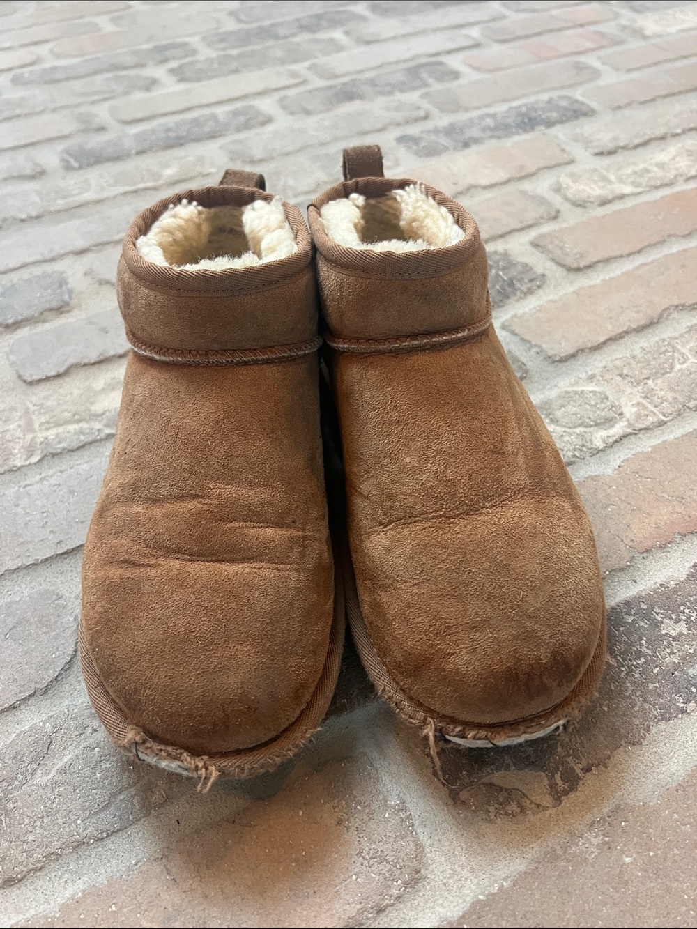 UGG Classic Ultra Mini Boots chestnut